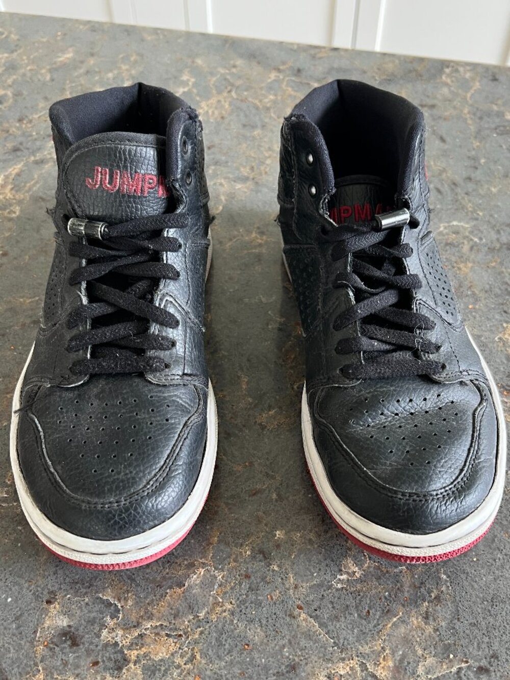 Nike Air Jordan 1 Mid GS Youth Size 4.5 Black Red Basketball Shoes